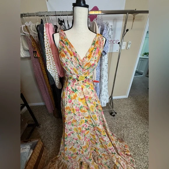 Mac Duggal Multicolor Floral Print Cut Out Lace Up Tiered Gown NWOT - Picture 5 of 9